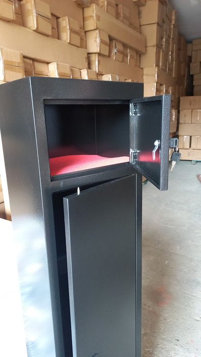 Dulap 5 arme( cu adâncimea pentru lunetă montată),150x37x26 cm