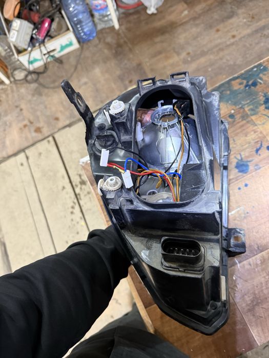 Фара приора правая