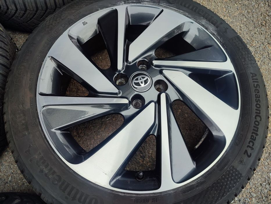 18" оригинални алуминиеви джанти за Toyota Aygo X.