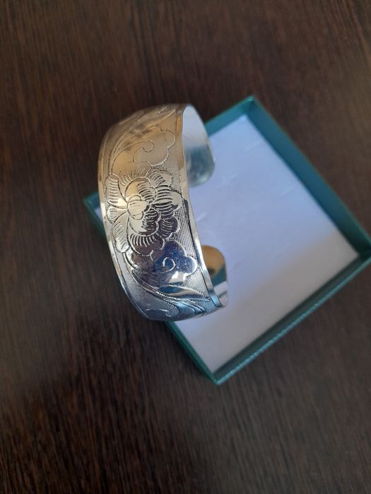 Национальный браслет