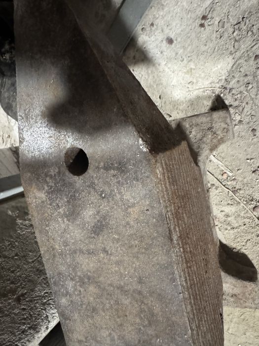 Наковалня 50 кг нова