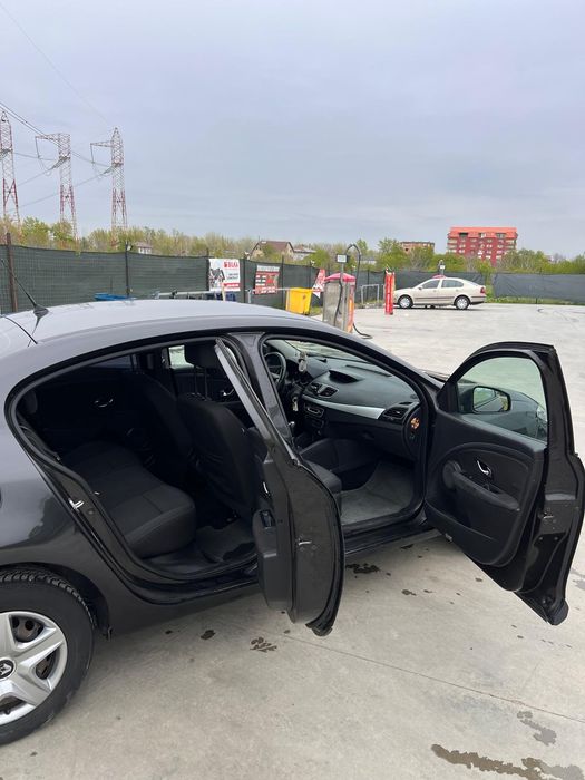 Renault Fluence 2012