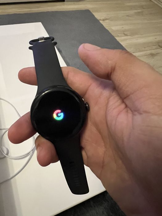 Google Pixel Watch 3 45mm nou cu loc de sim purtat de 2 ori