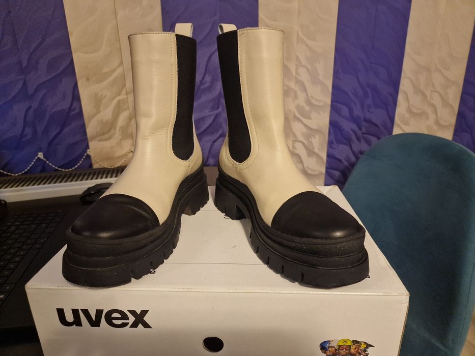 Ghete piele - Benvenuti - Marimea 36