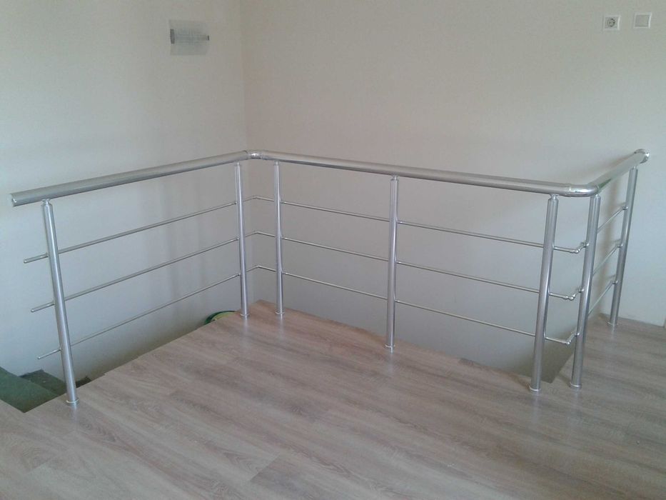 Доставка и монтаж на алуминиеви парапети с 8г. гаранция!