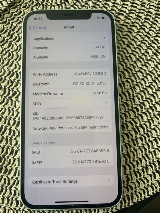 Iphone 12 зелен