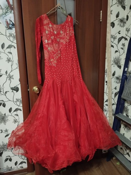 Платье больные в хорошем состоянии