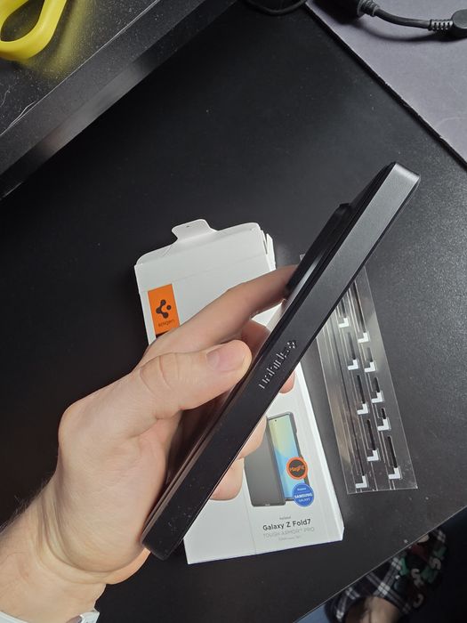 Husa Spigen Tough Armor Pro Fold 7