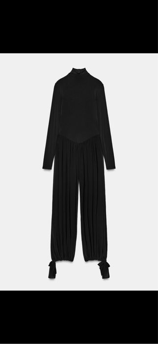 Черный комбинезон Zara, размер М