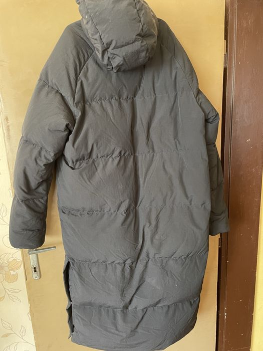 Продавам мъжко дълго яке Adidas