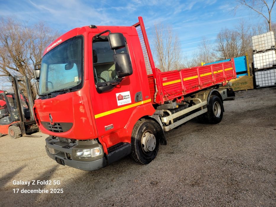 Renault Trucks Midlum an 2006 Basculabil 3 parti  pe cutie