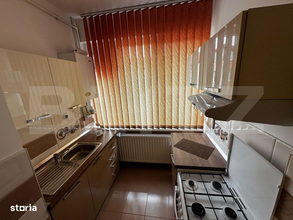 Apartament de vanzare cu 4 camere, 145 mp,  zona Anghel Saligny