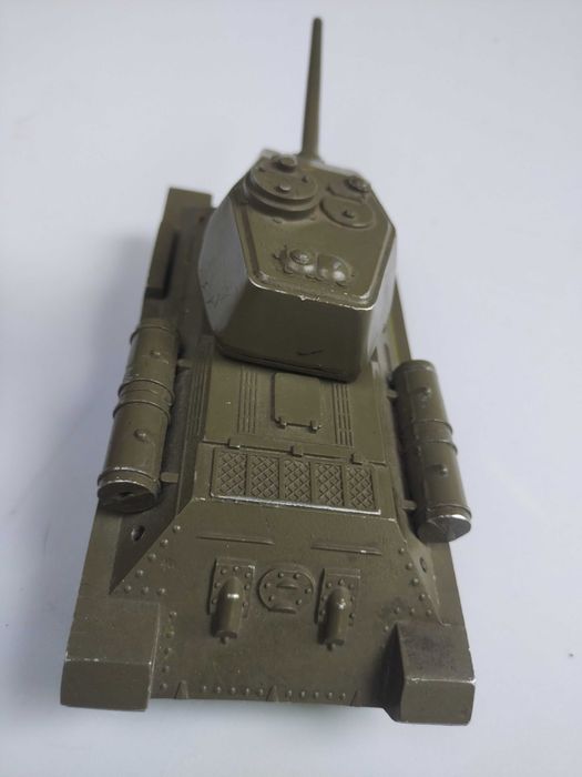 Модель танк. Т-34