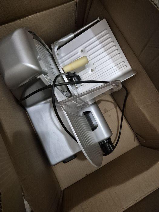 Слайсер в отличном состоянии