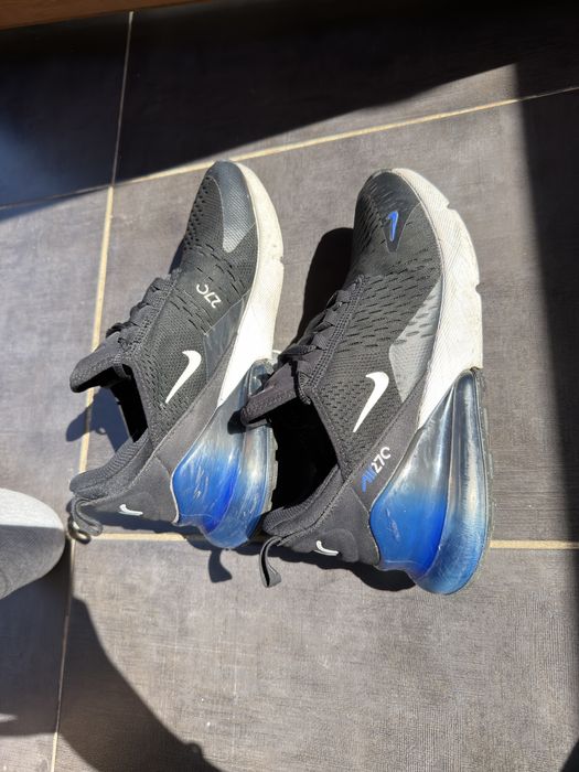 Nike обувки 270.