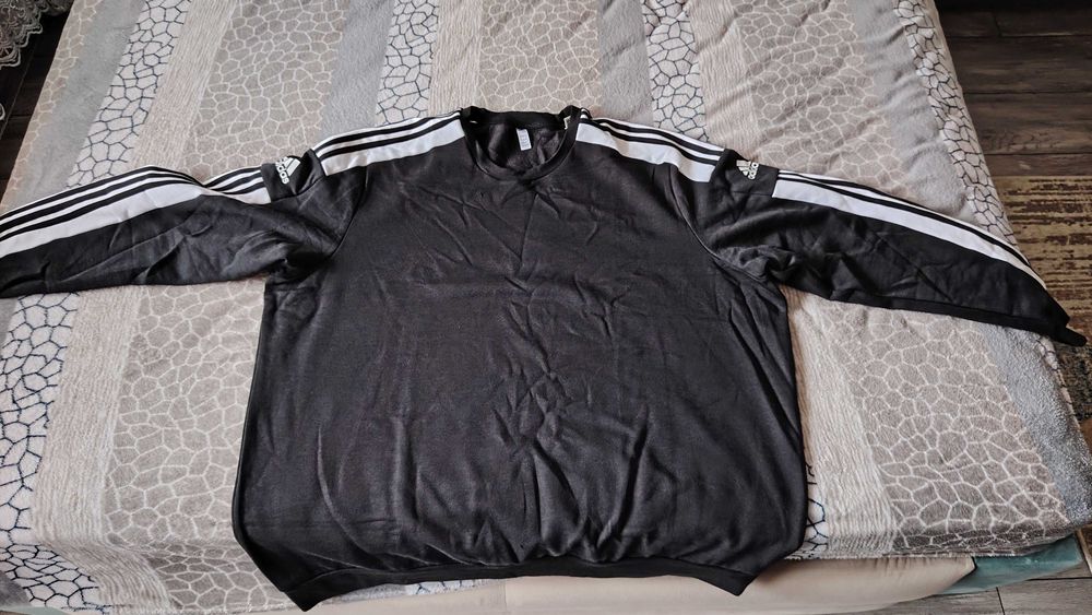 Блуза Adidas с дълъг ръкав