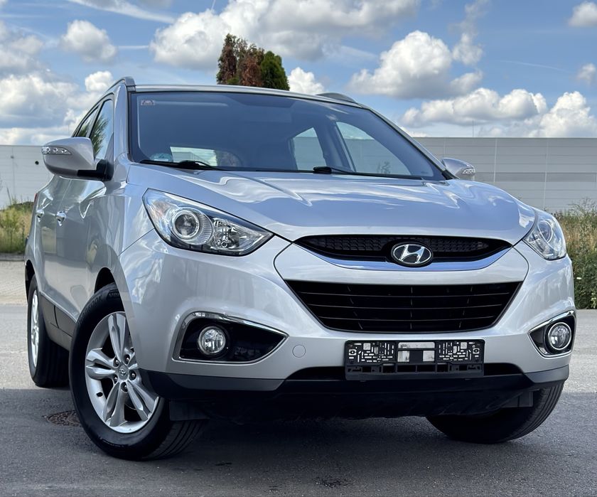 HYUNDAI ix35 2012 — imagine 2