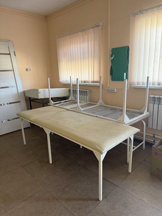 Продам кушетки и пеленальный стол