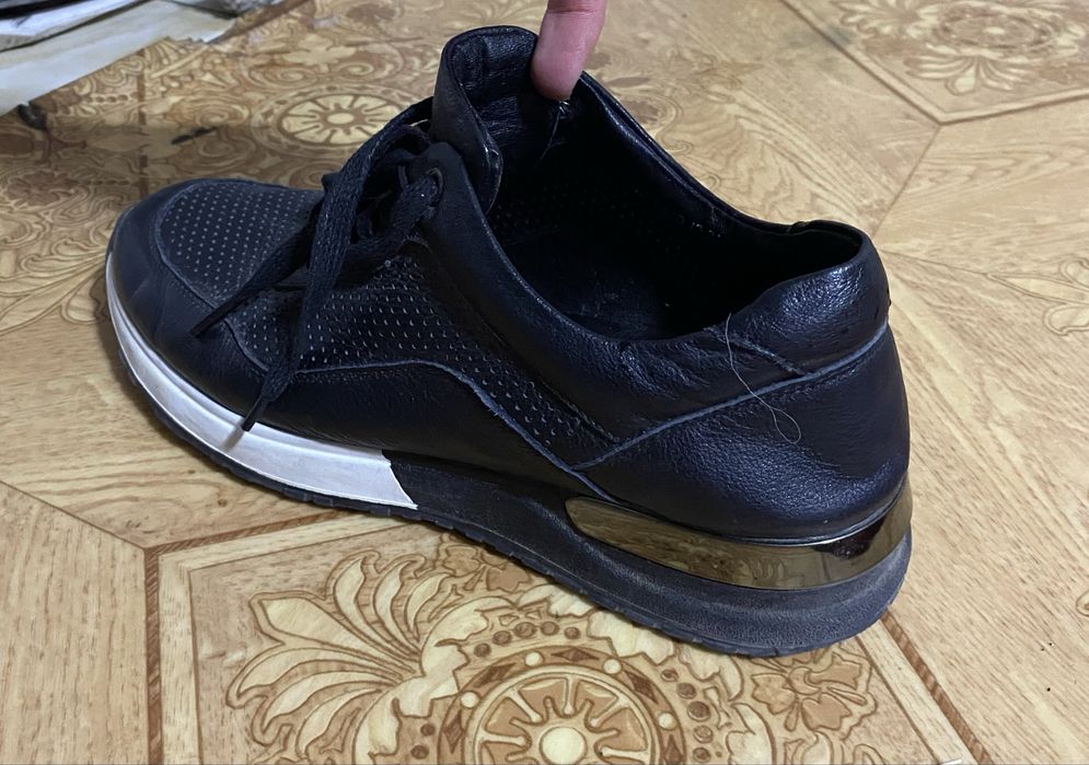 Новый Кроссовка сатылады