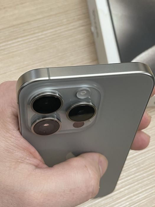 Iphone 15 Pro Natural Titanium ca nou