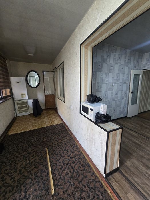 Срочно  сдаётся  квартира  сергели  2 3 ком рядом 6 школа