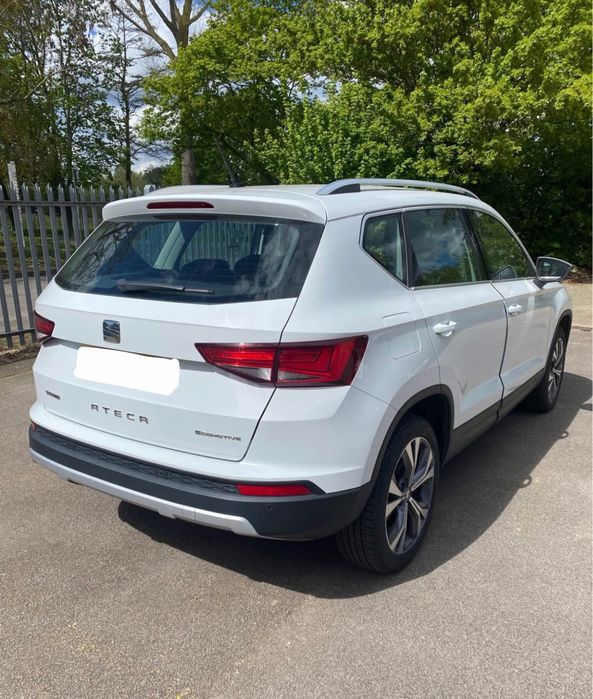 Dezmembrez seat ateca alb 1.6 diesel