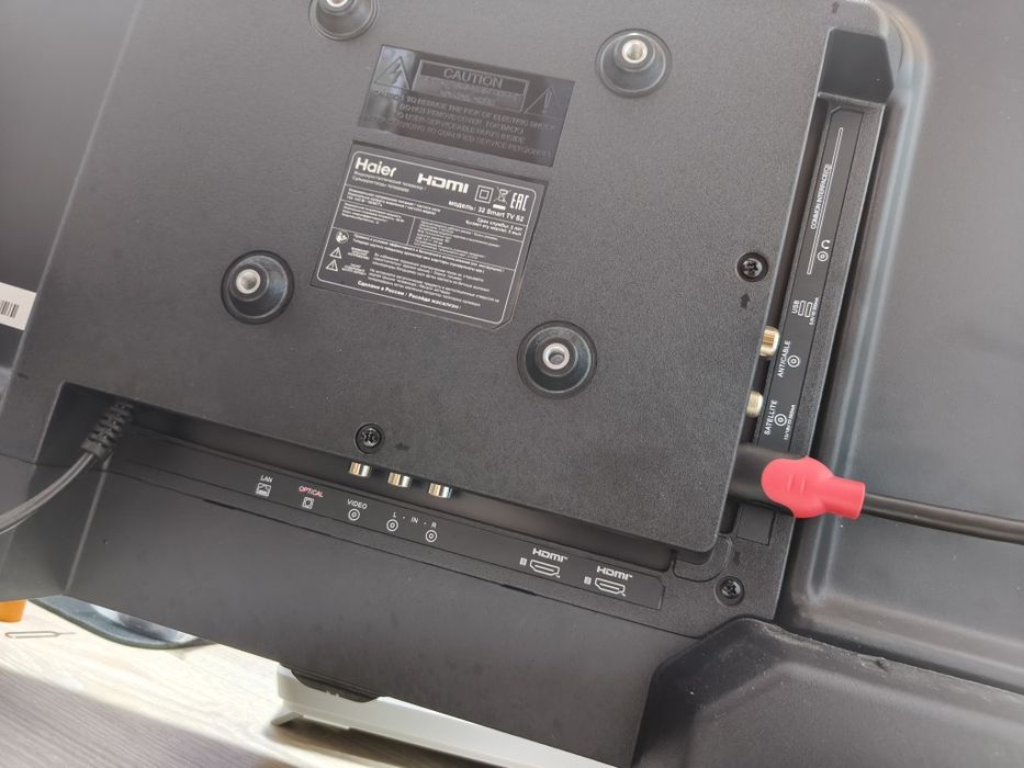 Продам телевизор Haier  экран 32 диагональ