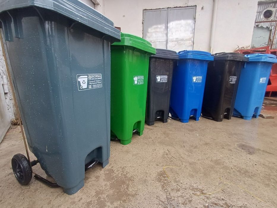 Мусорный бак 120л