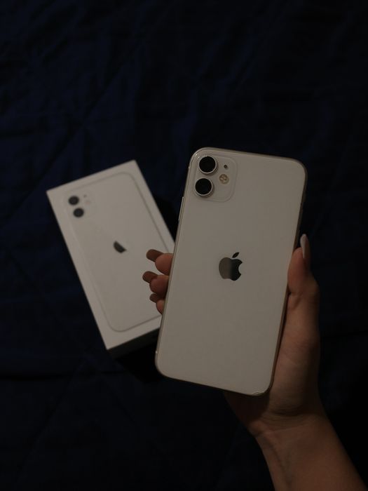 iPhone 11 Белый 64 гб