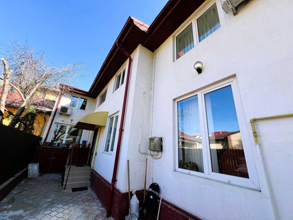 Bulevardul Lacul Tei Casa constructie 2002