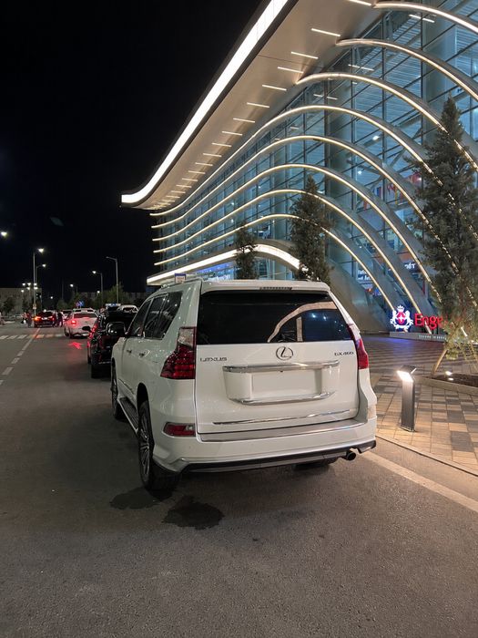 Продается Lexus GX460