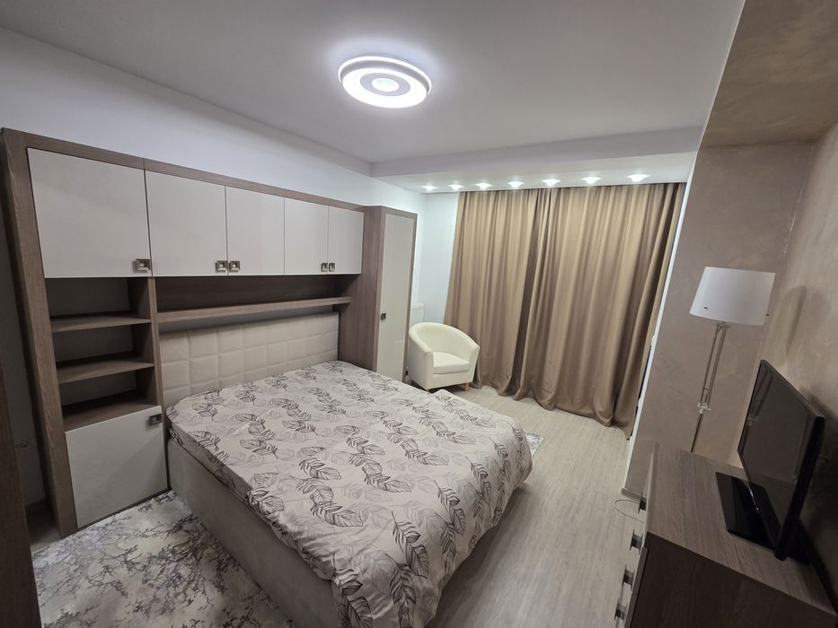 Inchiriez apartament cu 2 camere