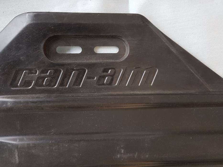 Vand scut plastic nou original Can-Am pt. BRP Outlander Max