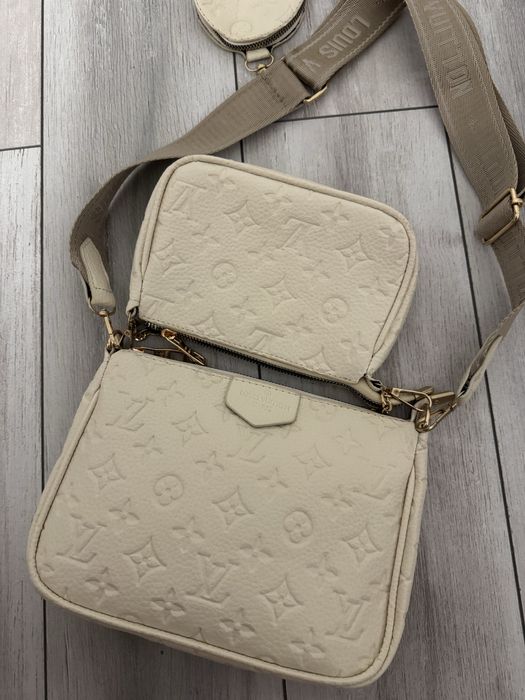Geanta crem lv set 3 gentute noua