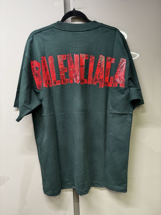 Много висок клас тениски Balenciaga