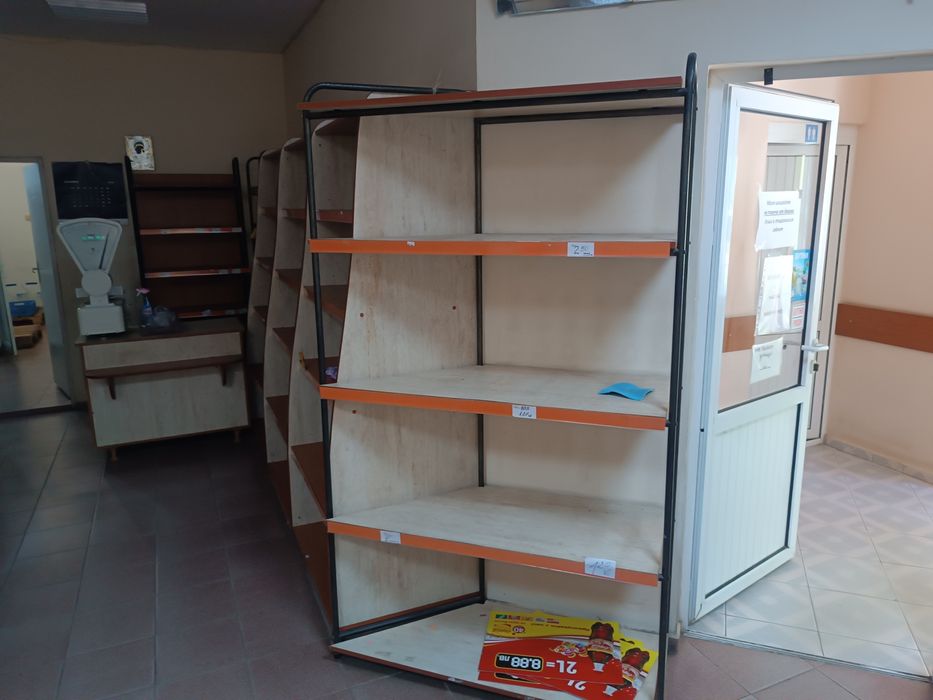 Продавам рафтове на брой