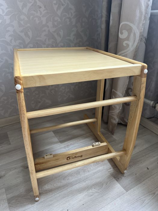 Детский стол для кормления новый