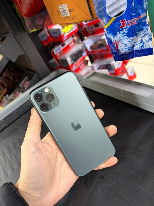 Продам iPhone 11 pro