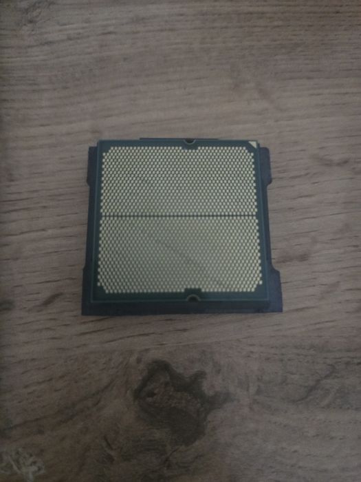 Ryzen 5 7500f Не стоял в пк