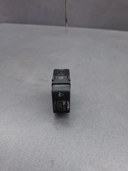 Buton reglaj faruri - Nissan Micra 2003 1.5 D MT (65 hp)