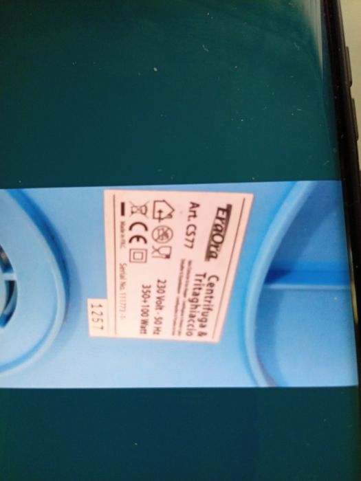 Vând storcator folositor