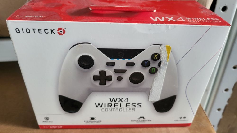 Нов контролер джойстик Gioteck wx4 wireless за Nintendo Switch