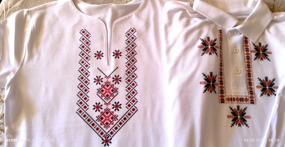 Тениски с народни мотиви