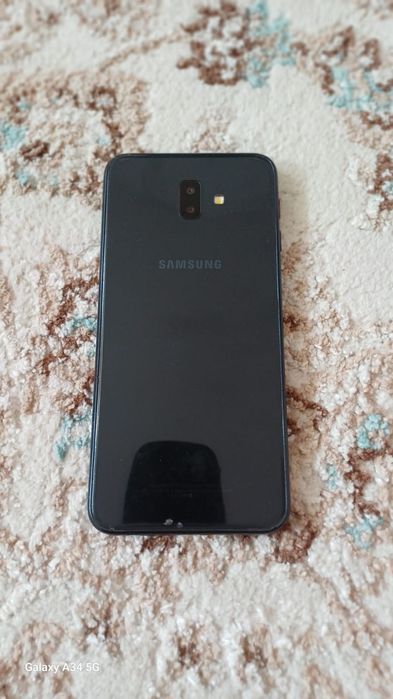 Сотовый телефон самсунг