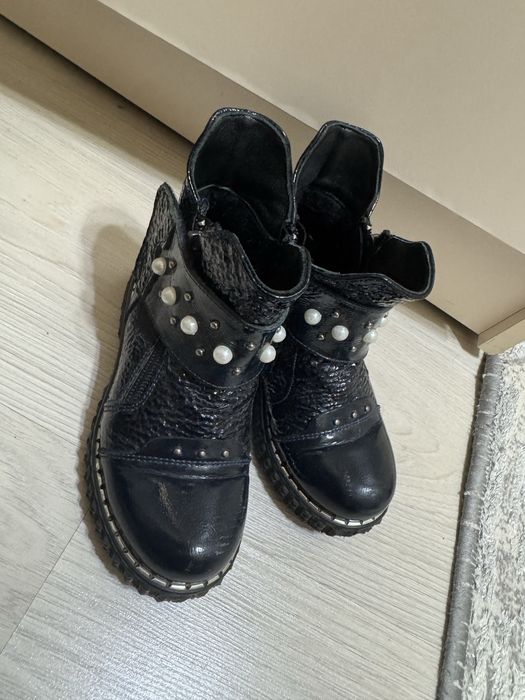 Ботинки весенние 26р из натур кожи