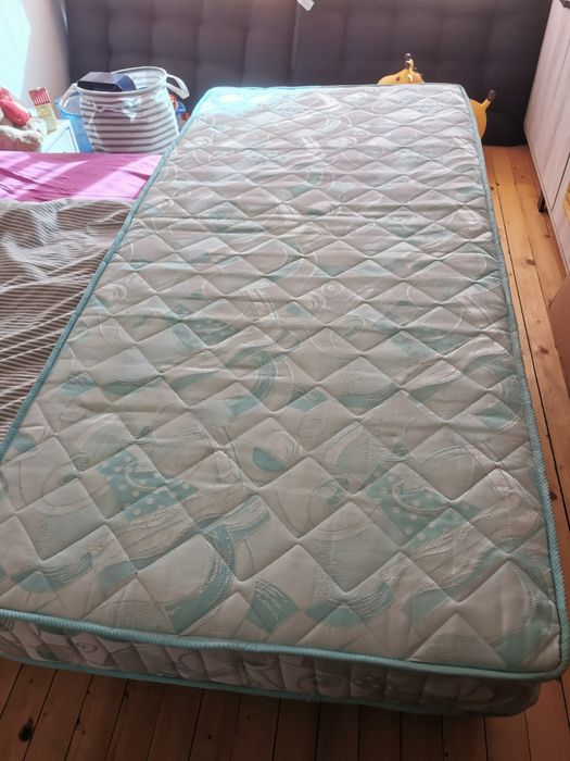 Матрак 90 на 190, двулицев