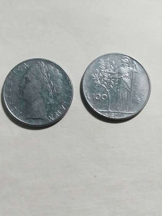 Monede vechi 100 lire din regatul  unit .