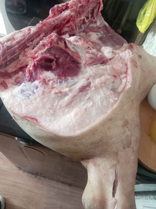Продам мясо свинины частями
