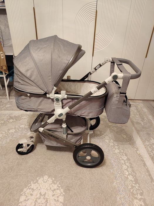 Коляска продам как нови