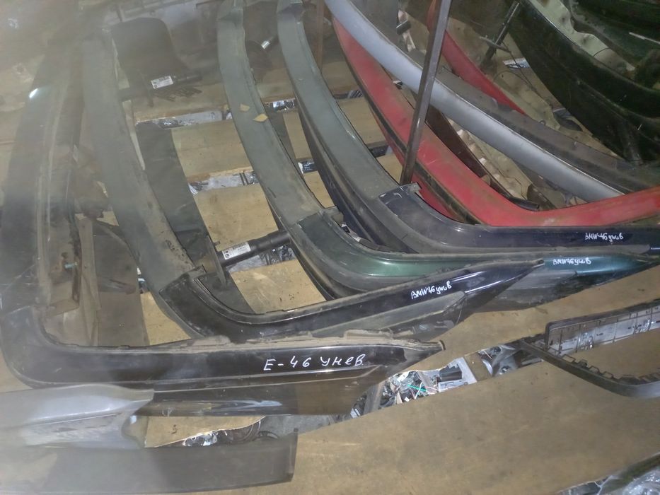 Бампера задние BMW E46 универсал